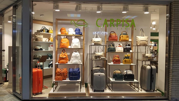 Carpsia Store In Golestan Shopping Center